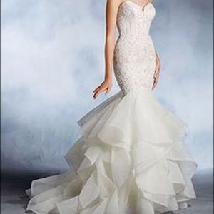 Disney’s Ariel Wedding Dress